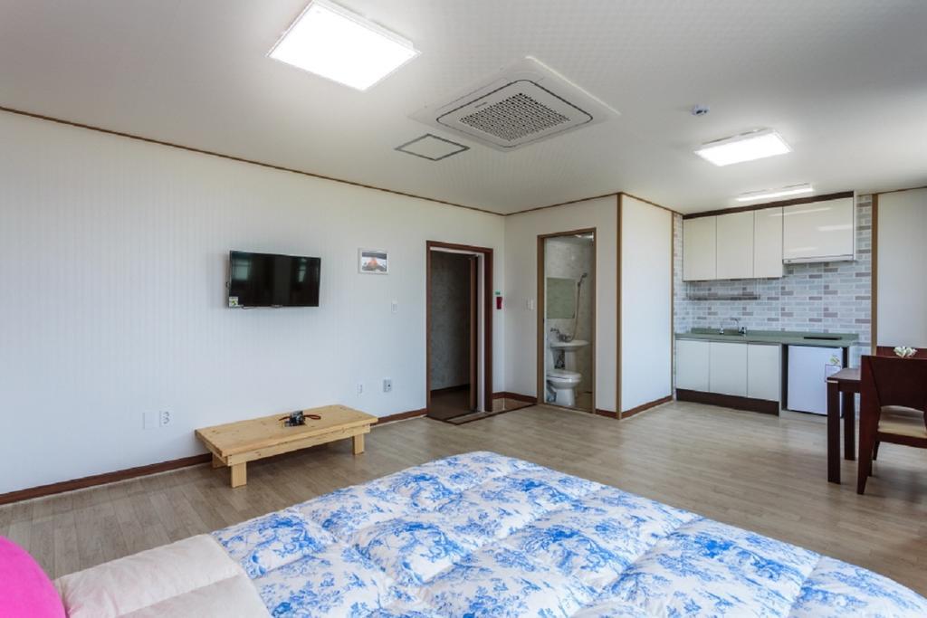 Jeju Wayo Pension Luaran gambar